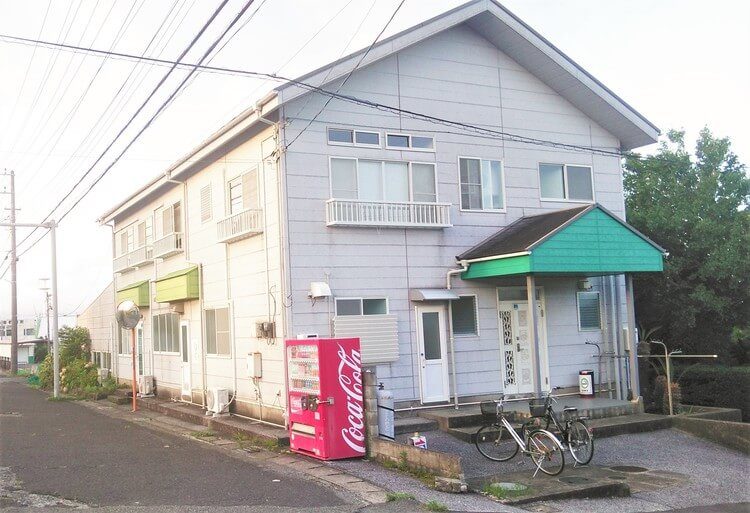 千倉自動車教習所の学校寮の外観
