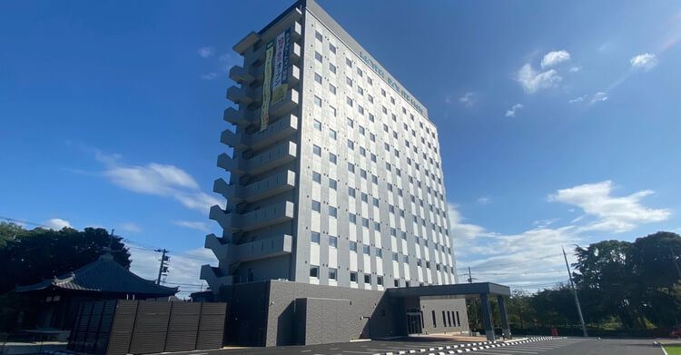 ホテルルートイン加東の外観