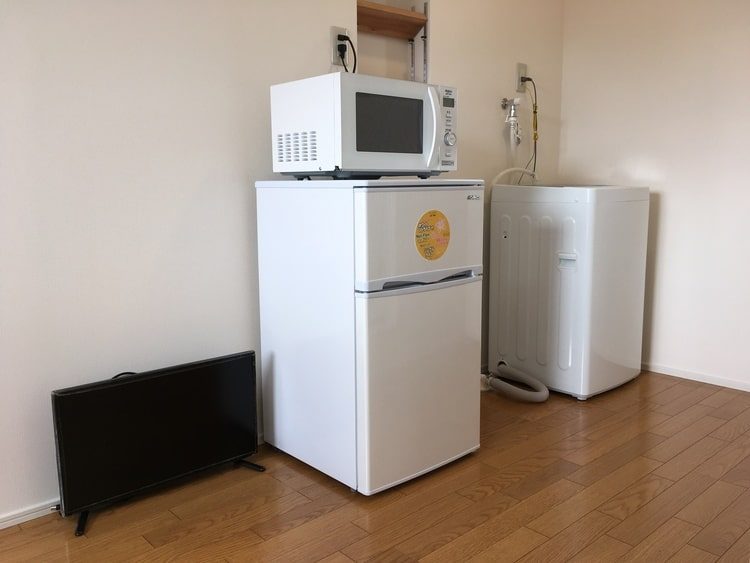 セジュールの冷蔵庫と電子レンジ
