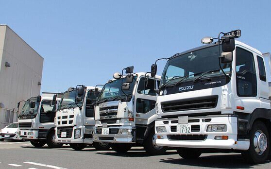 大型トラックの教習車