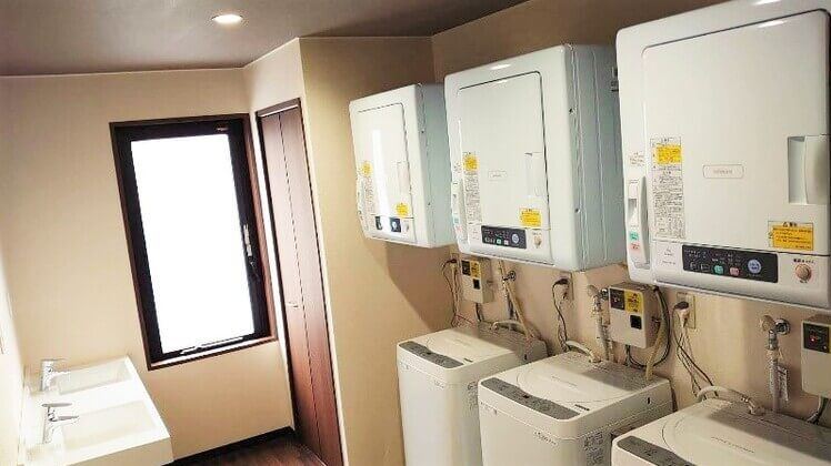 プラチナウイングの洗濯機と乾燥機