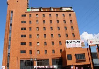 都城サンプラザホテルの外観