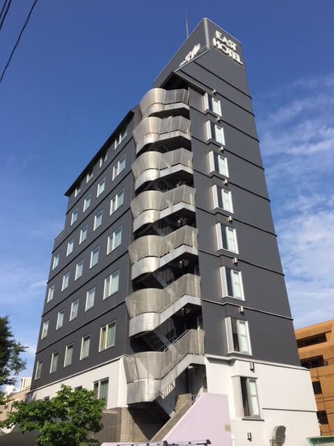 イーストホテルの外観
