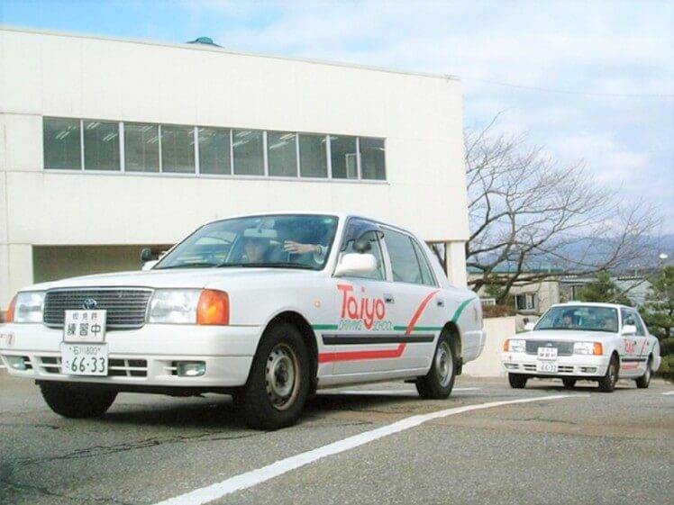 太陽自動車学校の教習車
