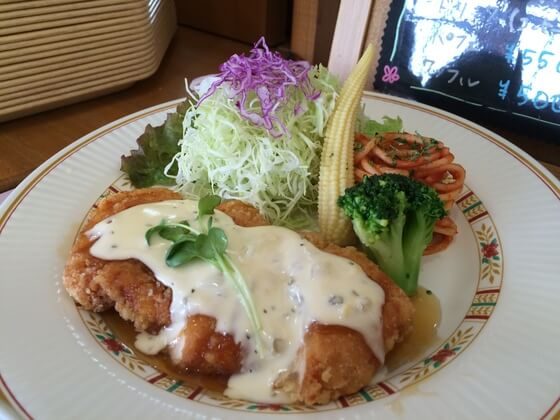 免許マイスターに載っている校内レストランの料理