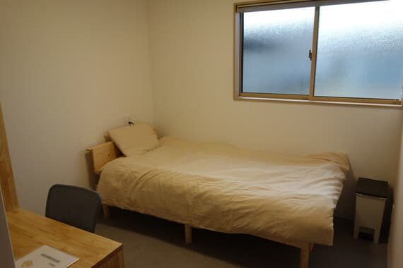 女子寮のシングルの部屋