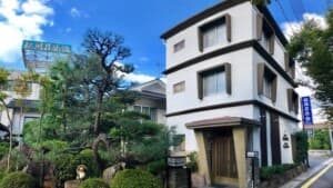 宿の松風荘旅館の外観
